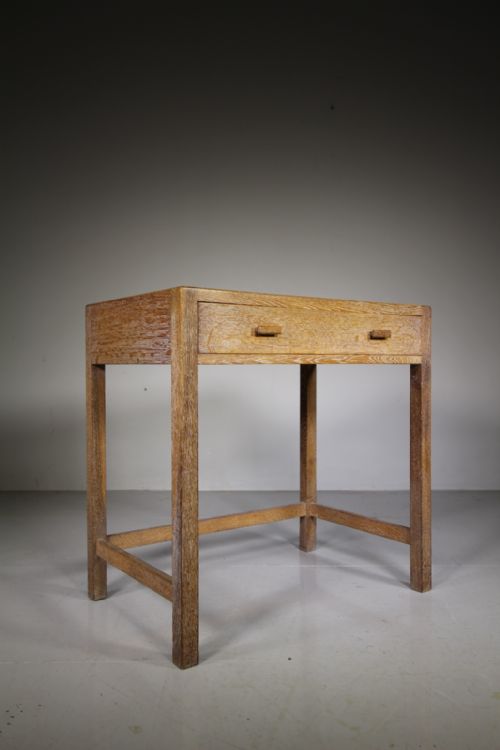 Heals of London 1930’S Oak Side Table