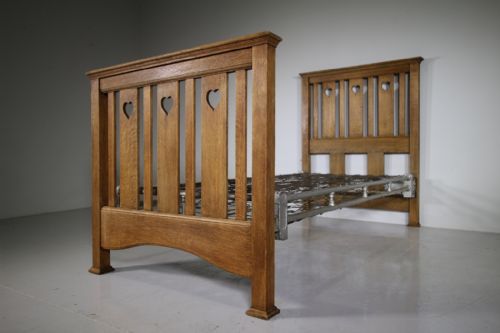 Arts & Crafts Antique Oak Liberty London Heart Bed& Base