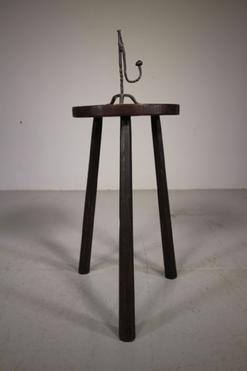 Early 19th Century Antique Elm Cricket Table