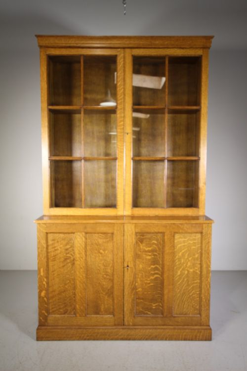 Superb Quality English 1930’S Large Oak Bookcase