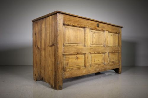 Unusual 18th Century English Antique Pine Coffer
