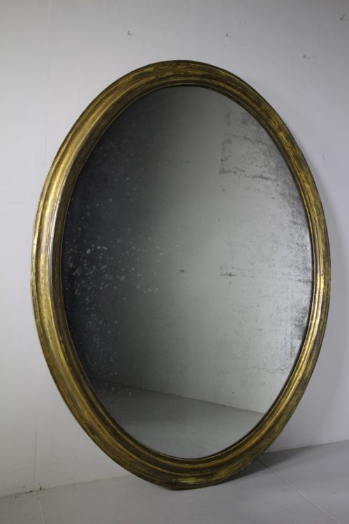 
Beautiful Large Early 19th Century Antique Oval Gilt Mirror