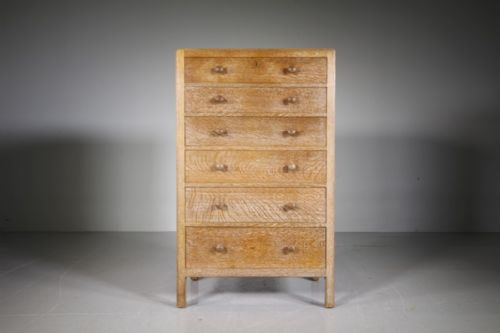 High Quality Heals of London Antique Oak Chest of Drawers