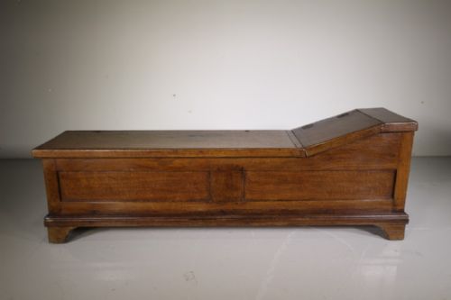 English 18th Century Antique Shaped Oak Box Seat