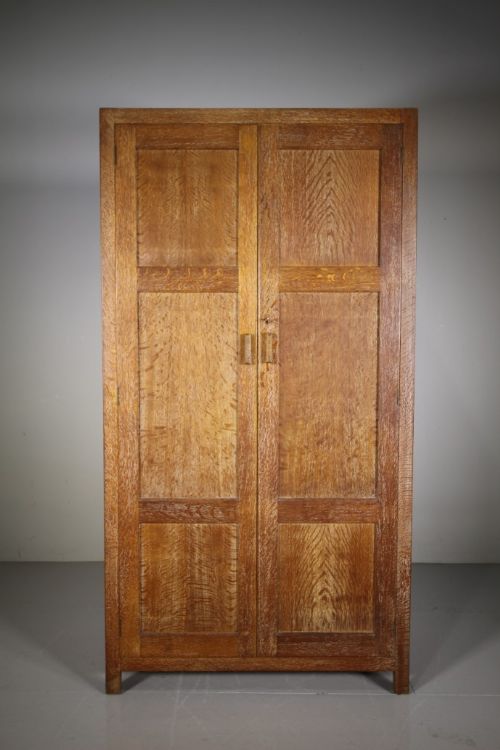 Heals of London 1920’S Oak Wardrobe