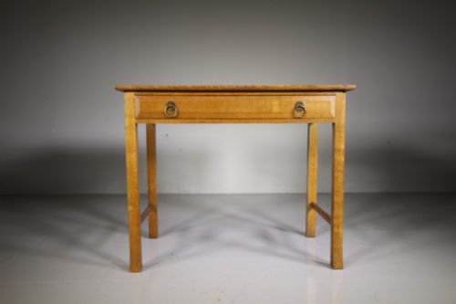 
Heals of London 1930’S Oak Side Table