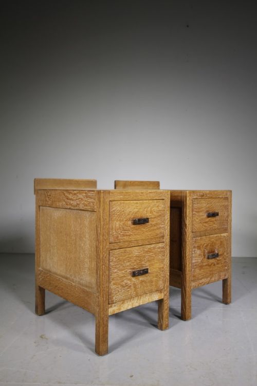 Pair of Heals 1930’S Oak Bedside Chests