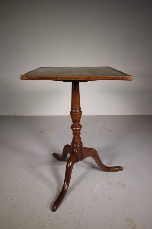 English 18th Century Antique Fruit Wood Tripod Table