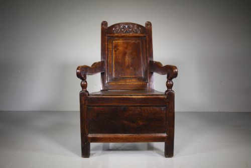 
Beautiful 18th Century Yorkshire Antique Elm Armchair