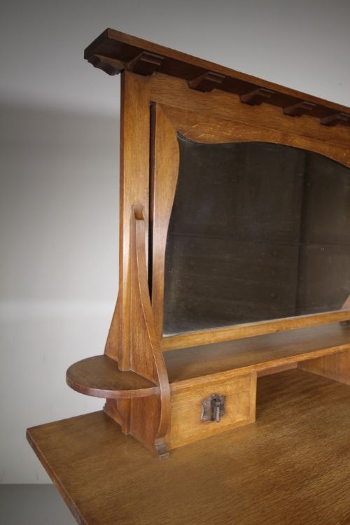 EARLY HEALS ANTIQUE OAK NEWYLN DRESSING TABLE - ADDITIONAL PHOTO 6