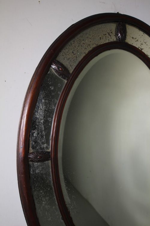 LARGE ENGLISH 19TH CENTURY ANTIQUE OVAL MAHOGANY MIRROR - ADDITIONAL PHOTO 1