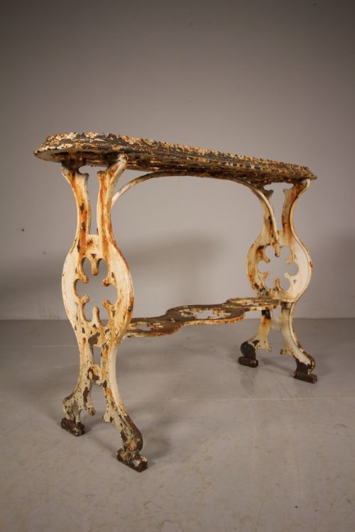 Rare Gothic 19th Century Antique Cast Iron Plant Stand