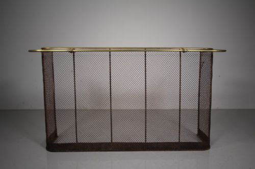 English 19th Century Antique Fire Guard with Nappy Rail
