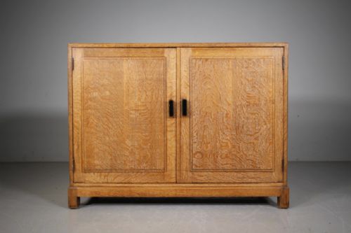 Rare Heals 1930’S Oak Shoe Cupboard – Labelled