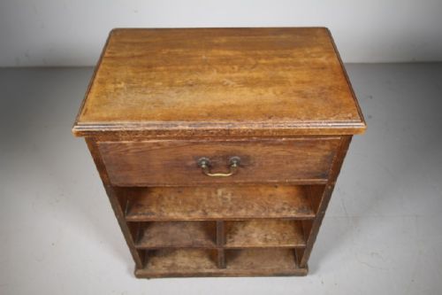 19TH CENTURY ANTIQUE OAK CUPBOARD ON WHEELS - ADDITIONAL PHOTO 2