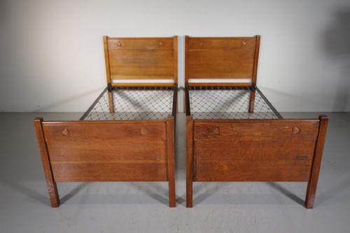 Pair of Edwardian Antique Oak Heart Motif Single Beds by Liberty London
