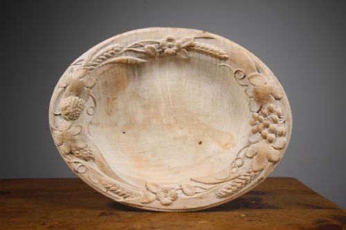 Unusual English Edwardian Antique Oval Sycamore Bread Basket