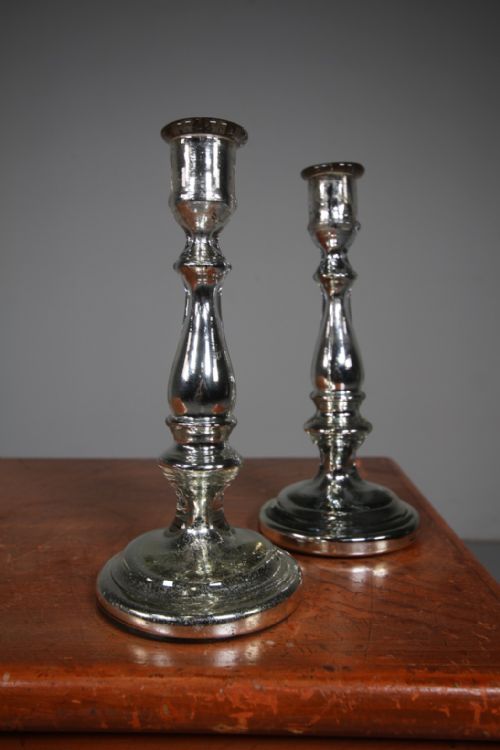 PAIR OF ENGLISH 19TH CENTURY ANTIQUE MERCURY GLASS CANDLESTICKS - ADDITIONAL PHOTO 3