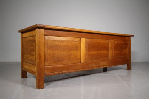 1930’S Heals Oak Bedding Box