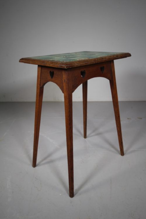 LIBERTY LONDON 19TH CENTURY ANTIQUE OAK HEART MOTIF SIDE TABLE - ADDITIONAL PHOTO 1