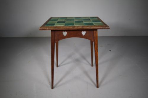 LIBERTY LONDON 19TH CENTURY ANTIQUE OAK HEART MOTIF SIDE TABLE - ADDITIONAL PHOTO 3