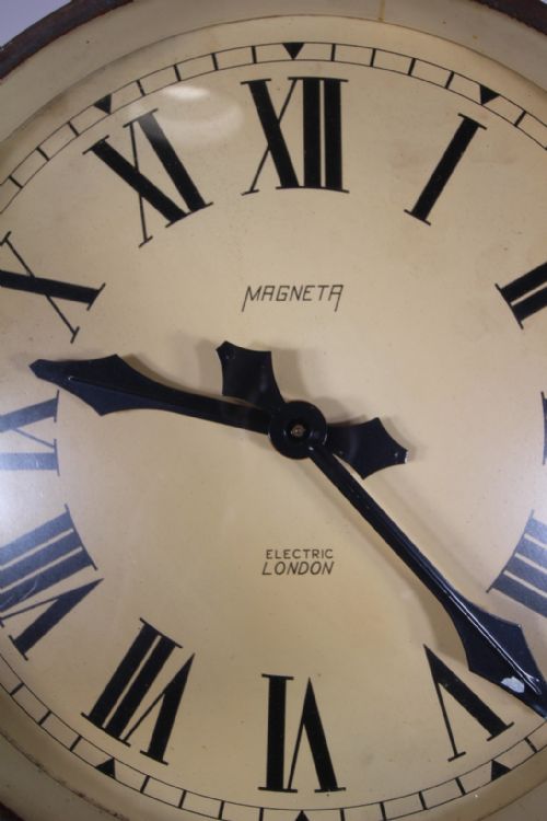 LARGE ENGLISH 1930S MAGENTA LONDON WORKING WALL CLOCK - ADDITIONAL PHOTO 1