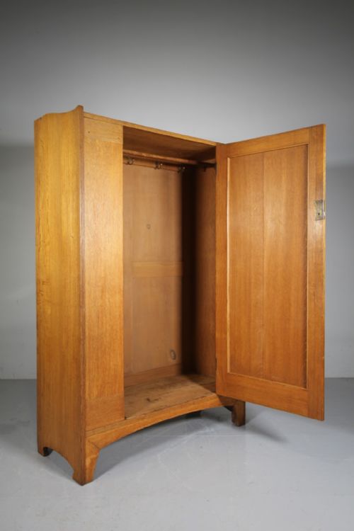 RARE EARLY HEALS ANTIQUE OAK HANGING CUPBOARD - ADDITIONAL PHOTO 8