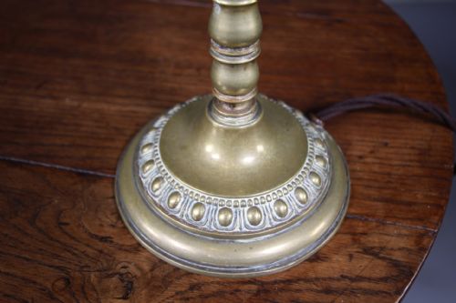 EDWARDIAN ANTIQUE BRASS TABLE LAMP REWIRED - ADDITIONAL PHOTO 2