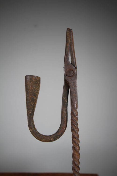 UNUSUAL LARGE SCALE GEORGIAN HONEST ANTIQUE RUSHLIGHT - ADDITIONAL PHOTO 3