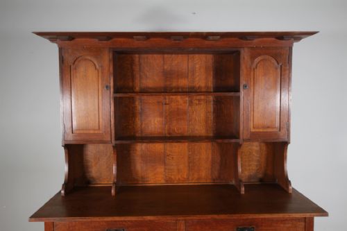 EARLY HEALS OF LONDON ANTIQUE OAK DRESSER - ADDITIONAL PHOTO 2