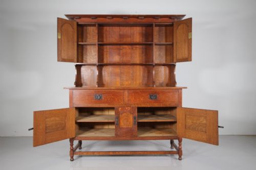 EARLY HEALS OF LONDON ANTIQUE OAK DRESSER - ADDITIONAL PHOTO 8