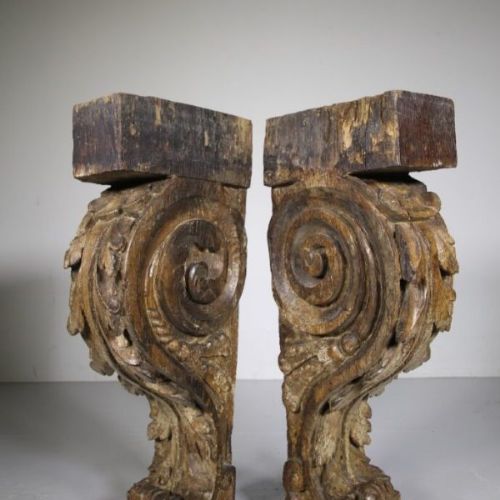 FABULOUS LARGE PAIR OF GEORGIAN ANTIQUE OAK CORBELS