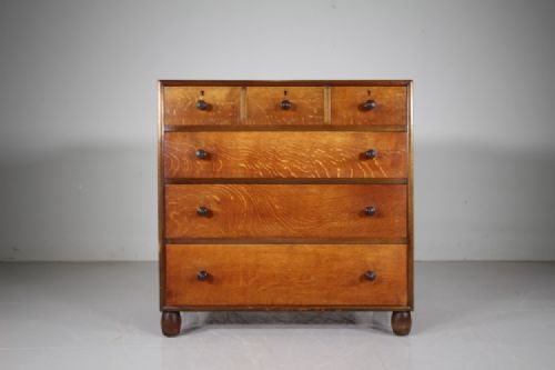 Heals Antique Oak Chest of Drawers - Rare Variant 