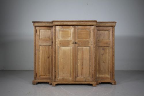 Lovely 19th Century English Antique Pine Break Fronted Bookcase 