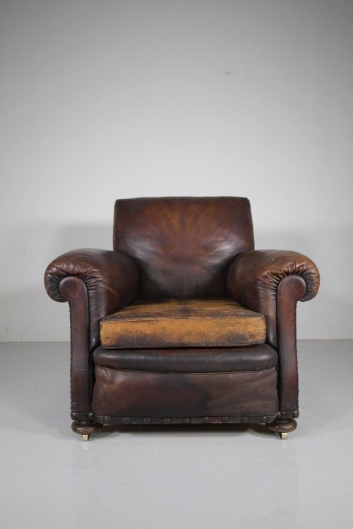 ENGLISH EDWARDIAN ANTIQUE LEATHER ARMCHAIR VERY COMFORTABL