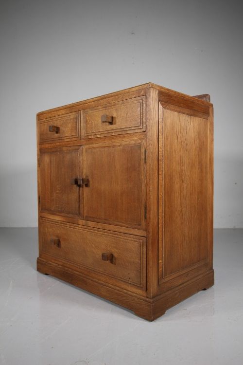 Bryn Mawr Welsh 1930's Oak Cupboard 