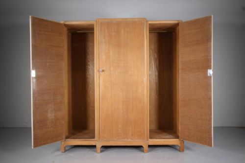 FABULOUS HEALS 1920'S OAK TRIPLE WARDROBE SPLITS UP