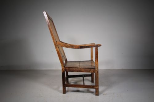 ENGLISH GEORGIAN AMPLE ANTIQUE COUNTRY ARMCHAIR IN ORIGINAL PAINT - ADDITIONAL PHOTO 4