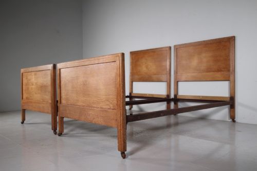 PAIR OF HEALS ANTIQUE OAK BUTTERY HUTCH SINGLE BEDS BOTH LABELLED
