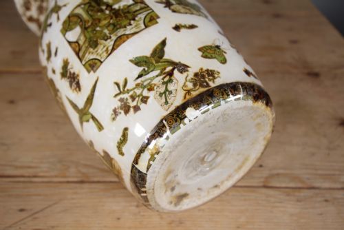 LARGE 19TH CENTURY ANTIQUE ENGLISH DECALCOMANIA GLASS VASE - ADDITIONAL PHOTO 2