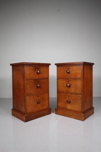 Pair of 19th Century Antique Oak Bedside Chests of Drawers