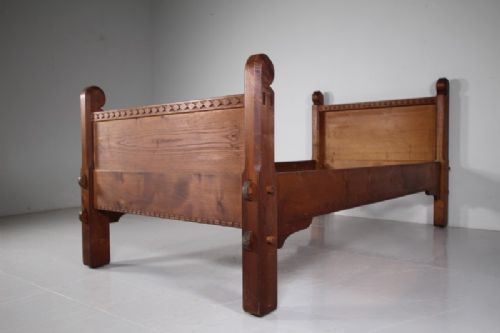 1930’S Stanley Webb Davies Chestnut Single Bed