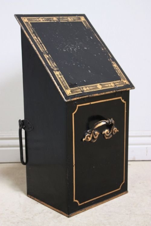 Antique Victorian Tole Ware Coal Scuttle