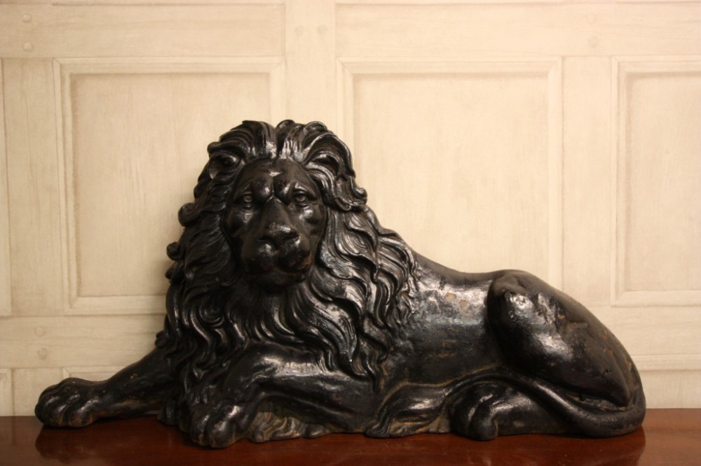Handsome Antique Cast Iron Lion Door Stop