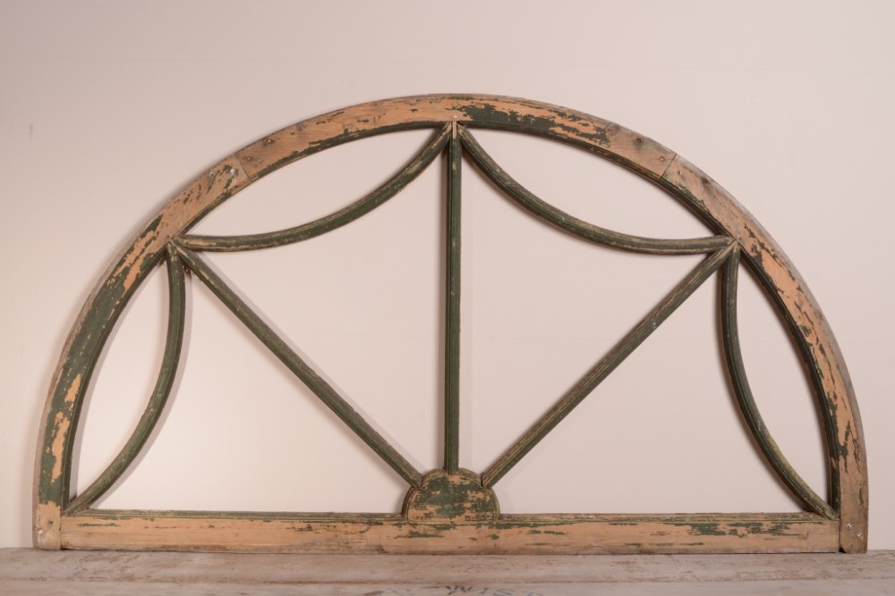 English Georgian Antique Painted Pine Fan Light