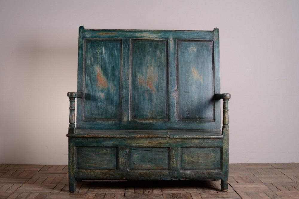 Georgian Antique Painted Pine Welsh Settle