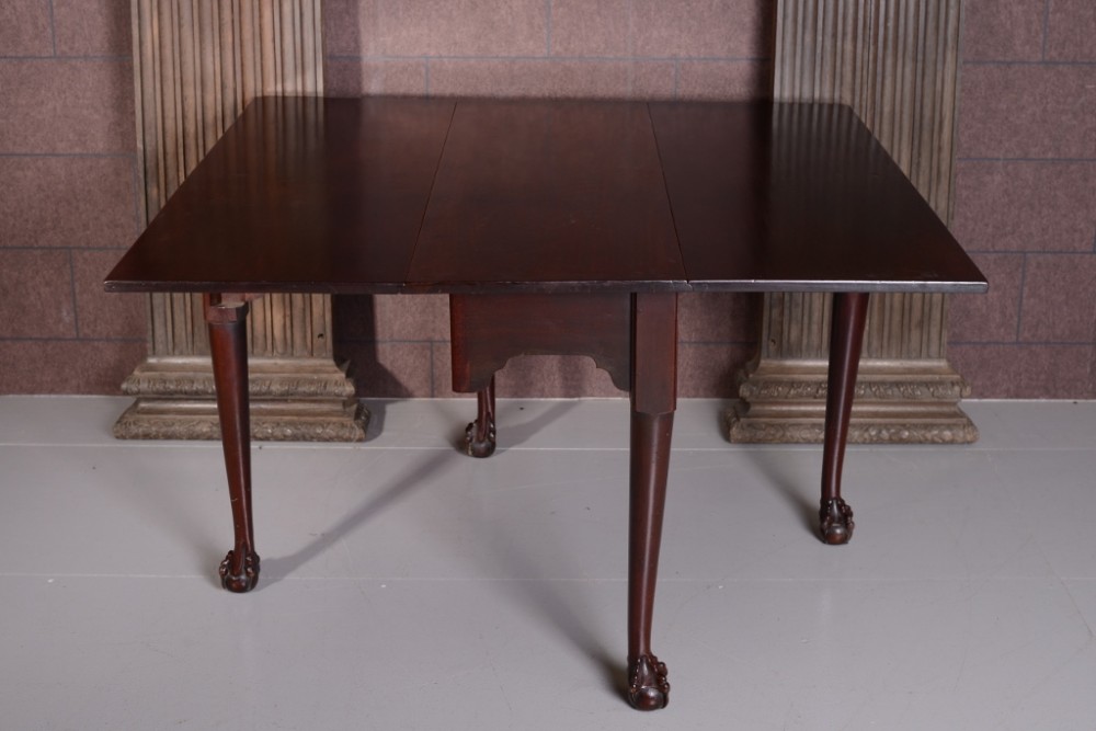 Georgian Antique Mahogany Dining Table