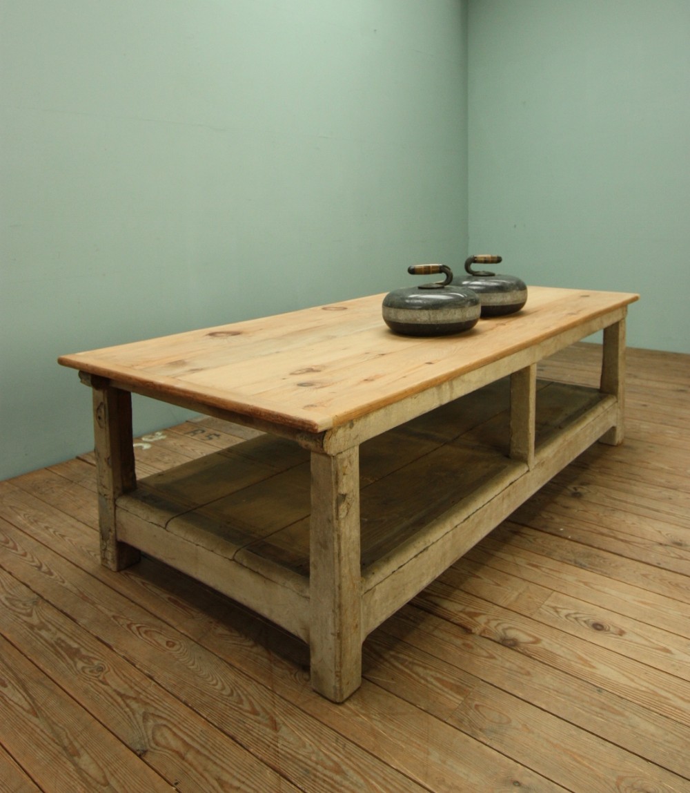 Georgian Antique Elm Coffee Table in Original Paint.