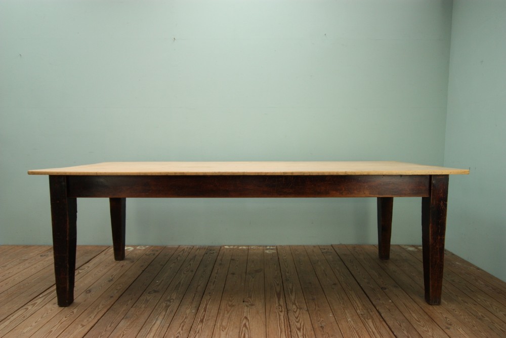 Large 19th Century Antique Pine Dining Table.