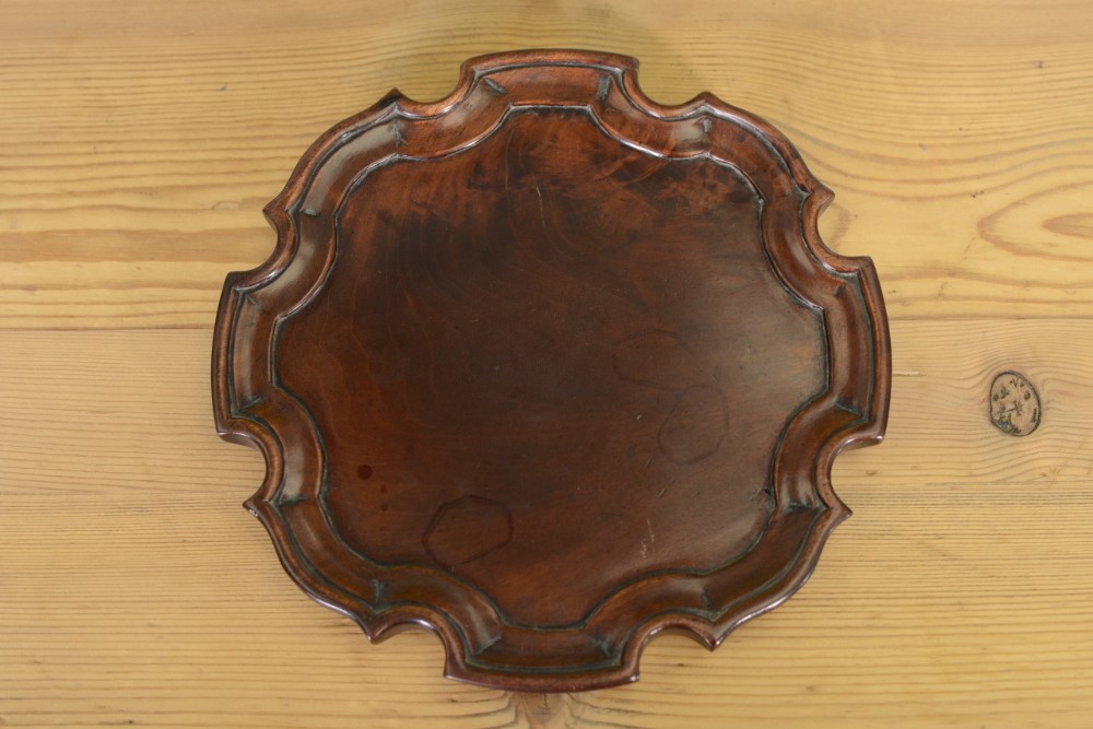 Georgian Antique Pie Crust Mahogany Table Top